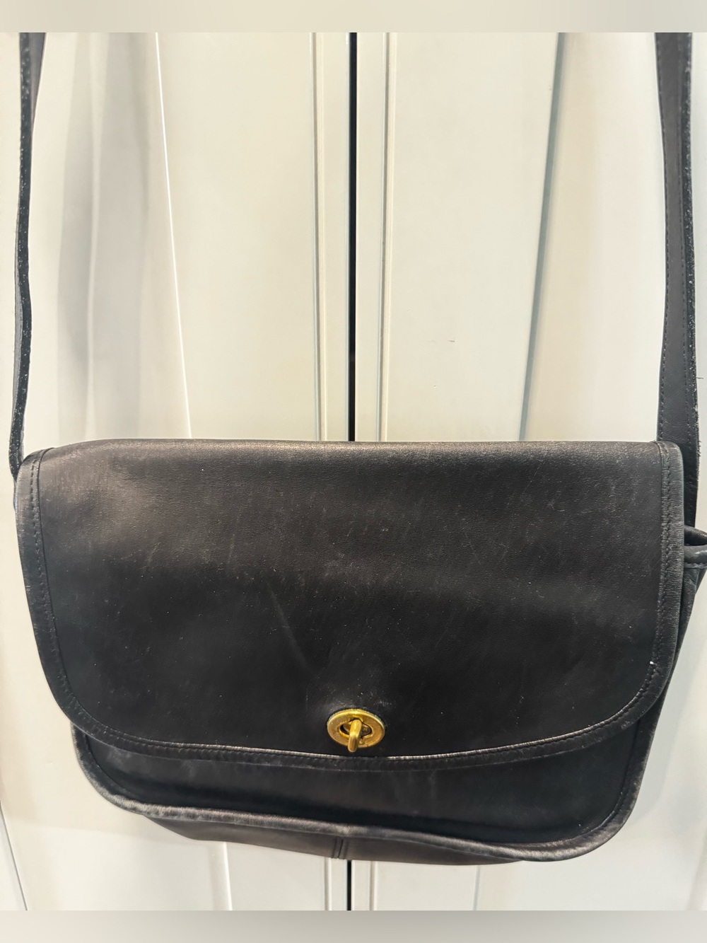 Vtg Coach 9790 Black City Shoulder Cross Body Bag Purse Leather-Brass Turn lock
